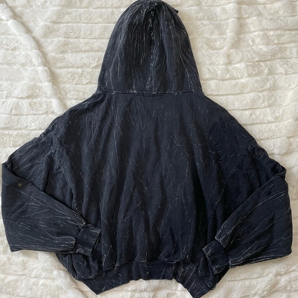 Young Fabulous & Broke Gray Crop Hoodie Sz S - Picture 7 of 10